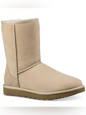Women's Classic II Pull-On Booties in Sand color size 9